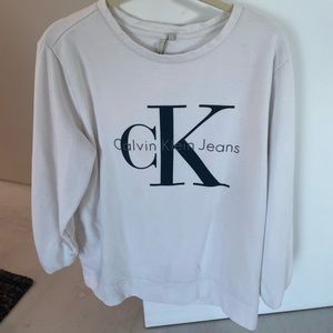 Calvin Klein sweatshirt